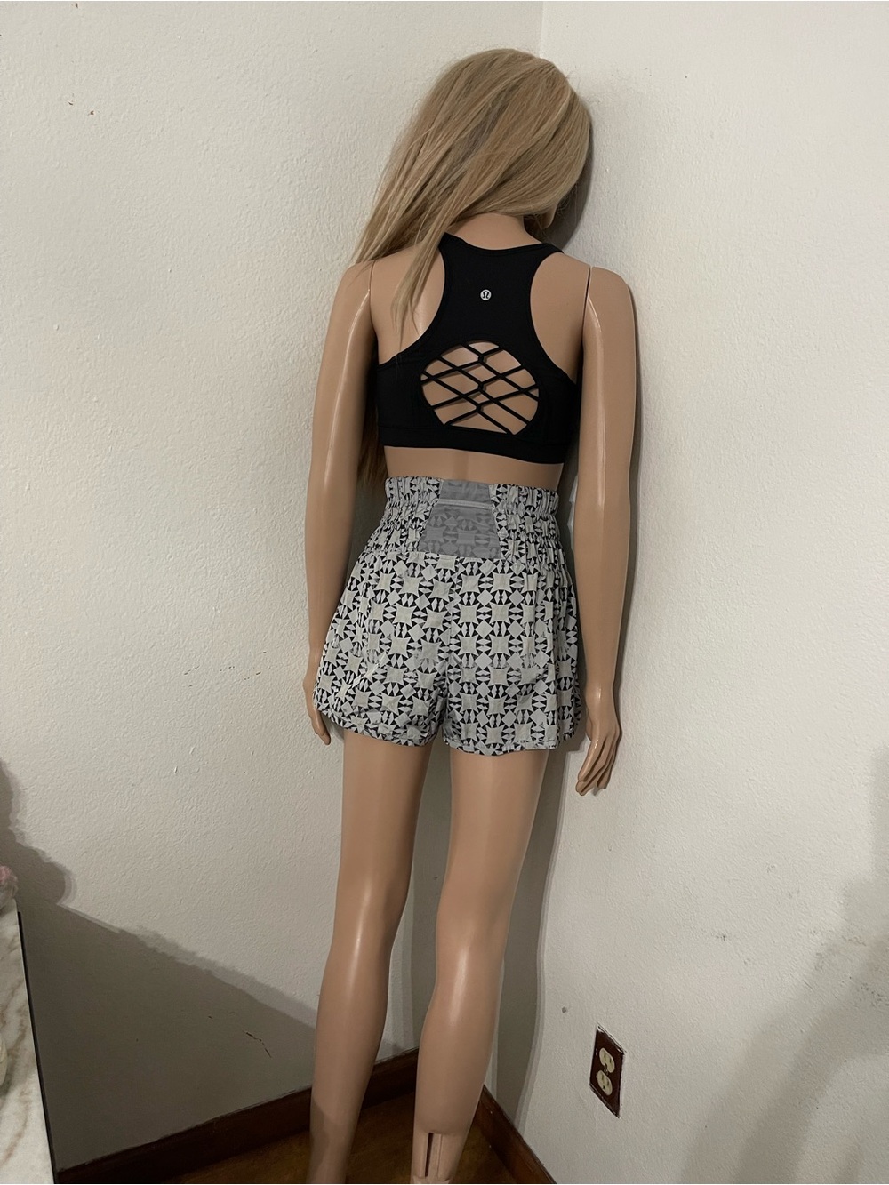 Fp Movement Short , Size S - Picture 6 of 11